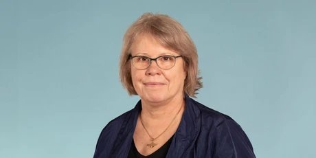 Barbara Helwing