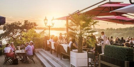 Wannseeterrassen in Berlin im Sommer
