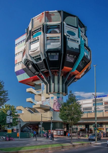 Der Bierpinsel in Steglitz