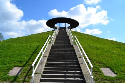 Fliegerberg Otto Lilienthal Denkmal in Berlin
