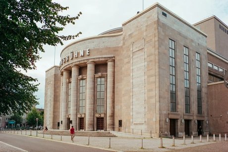 Volksbühne am Rosa-Luxemburg-Platz