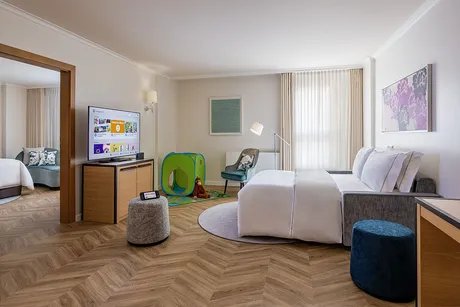 Westin Arpartment