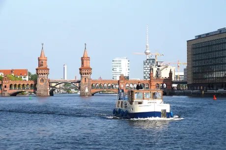 Oberbaumbrücke Berlin - Kormoran