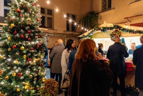WEINachtsmarkt - Weihnachtsmarkt beim Weinlobbyist