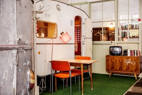 15-Min-Stadt-Hotel Hüttenpalast caravane