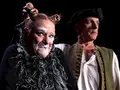 Märchen im Glaspalast von und mit dem Hexenberg Ensemble: Das Mädchen mit den Schwefelhölzern I Der gestiefelte Kater