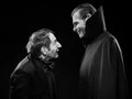 Tonio Arango und Boris Aljinović sind Dracula und sein Lakai Igor. Tonio Arango und Boris Aljinović sind Dracula und sein Lakai Igor.