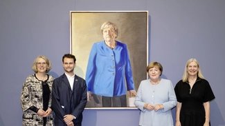 Portrait der Altkanzlerin Angela Merkel