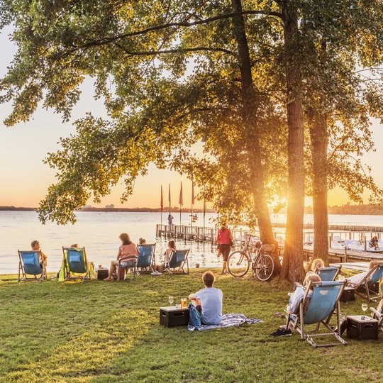 Relaxed atmosphere on deckchairs on Berlin\