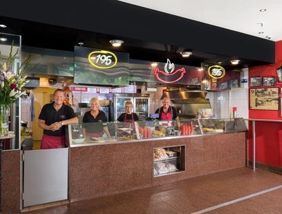 Biers Currywurst Ku'Damm 195 in Berlin