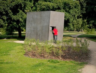 Denkmal für die im Nationalsozialismus ermordeten Homosexuellen 