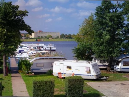Marina Wendeschloss-Bootsliegeplätze