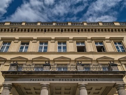 Palais am Festungsgraben