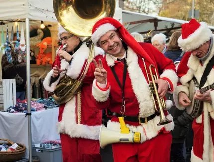 Weihnachten im Westend: Jazz Nikoläuse