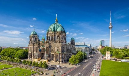 Berliner Dom mit Lustgarten