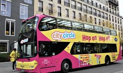 Bus am Brandenburger Tor