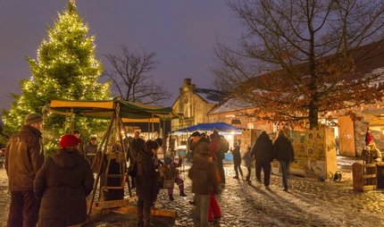 Nordische Märchenweihnacht auf Schloss Britz Nordische Märchenweihnacht auf dem Berliner Schloss Britz